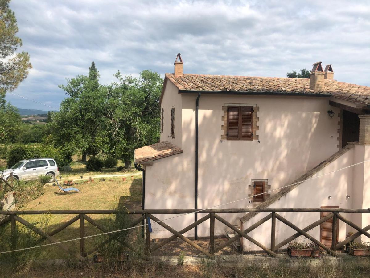 Villa Casa Indipendente In Paese Con Giardino Saturnia Exterior foto