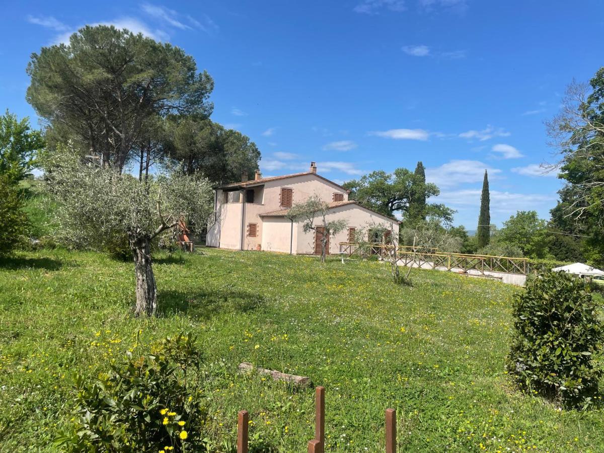 Villa Casa Indipendente In Paese Con Giardino Saturnia Exterior foto